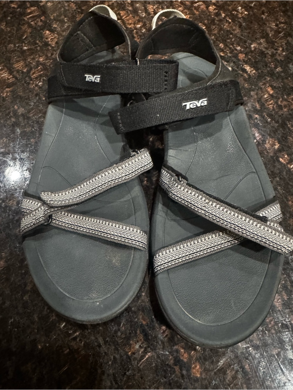 Teva Verra Open-Toed Sandal Size 7.5